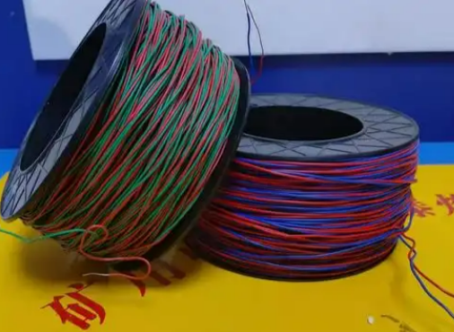 尉犁放炮线的主要材质有哪些？不同材质的适用场景有何区别？
